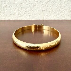 MOVING SALE | Women’s 8k Gold Plated Etched Bangle Bracelet